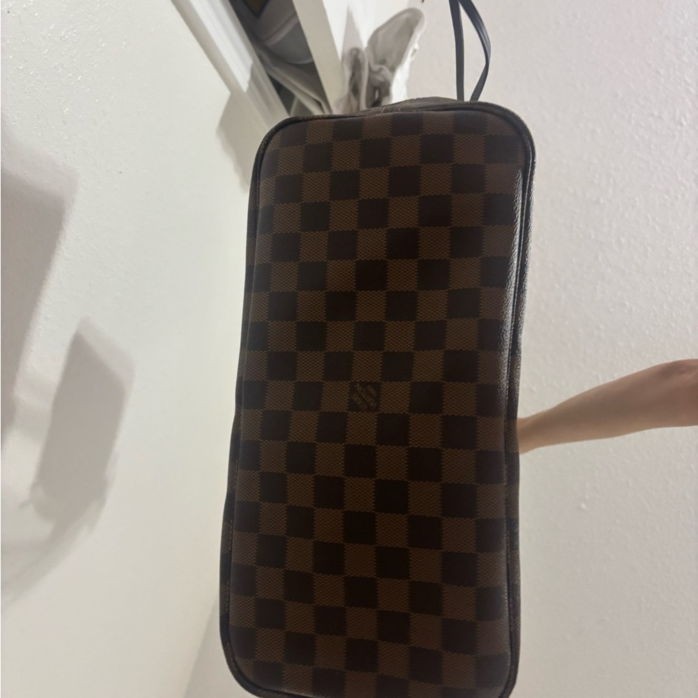 Louis Vuitton Neverfull MM in DE pink interior - Picture 5 of 7